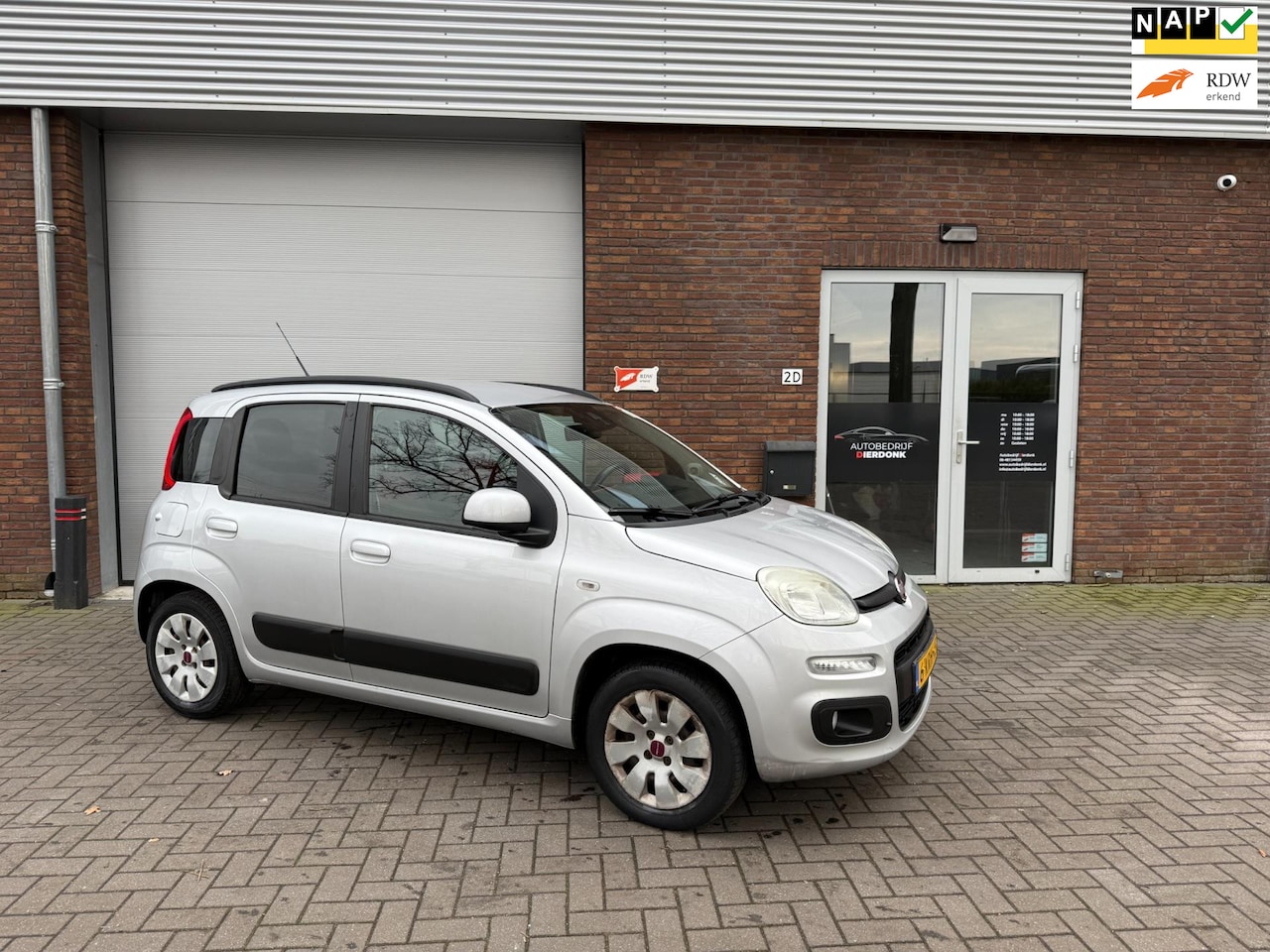 Fiat Panda - 0.9 TwinAir Lounge|AUTOMAAT|AIRCO|NIEUWE APK - AutoWereld.nl