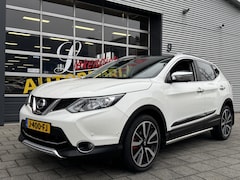 Nissan Qashqai - 1.2 Tekna - Panorama dak I Navigatie I Leer I Sport velgen I PDC/ achteruitrij camera