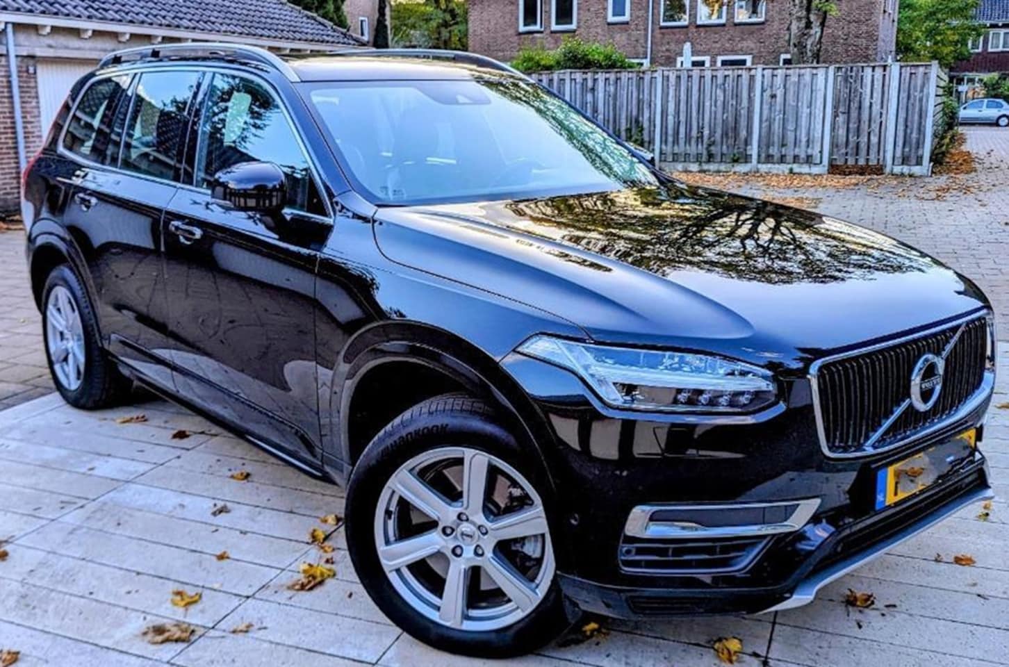 Volvo XC90 - 2.0 T8 Twin Engine AWD Momentum - AutoWereld.nl