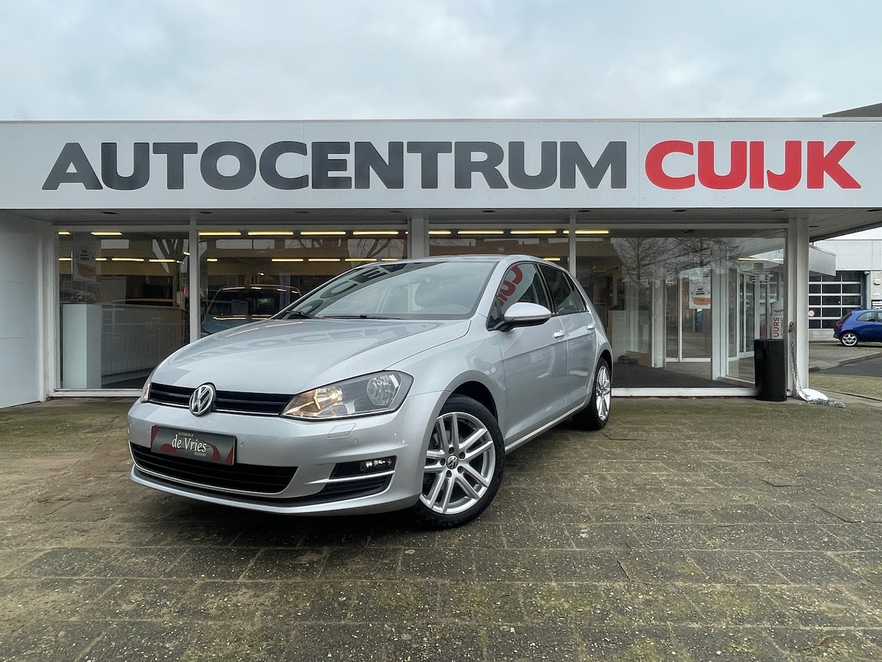 Volkswagen Golf - 1.2 TSI Trendline Airco, PDC voor/achter, Stoelverwarming - AutoWereld.nl