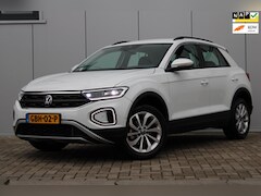 Volkswagen T-Roc - 1.5 TSI 150PK I KEYLESS I ADAPTIEF I CARPLAY I LED I VIRTUAL I IQ I PARKASSIST I