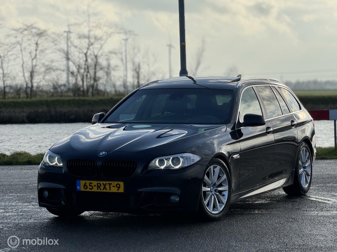 BMW 5-serie Touring - 523i High Executive 523i High Executive, M-pakket !! - AutoWereld.nl