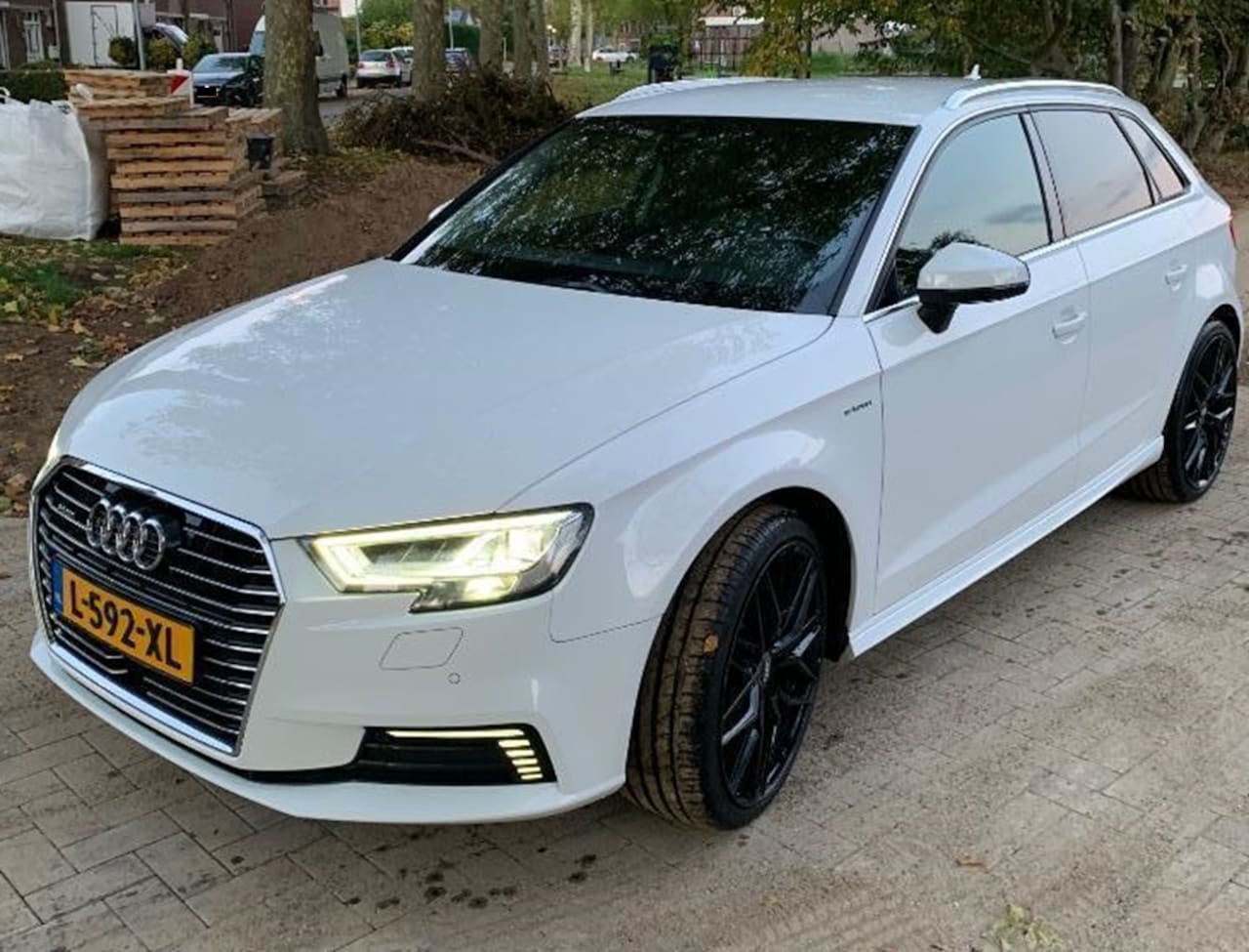 Audi A3 Sportback - 1.4 e-tron Sport Pro Line plus - AutoWereld.nl