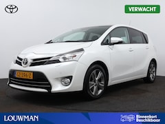 Toyota Verso - 1.8 VVT-i Dynamic Business | Panoramadak | Automaat | Navigatie | Trekhaak | Parkeersensor