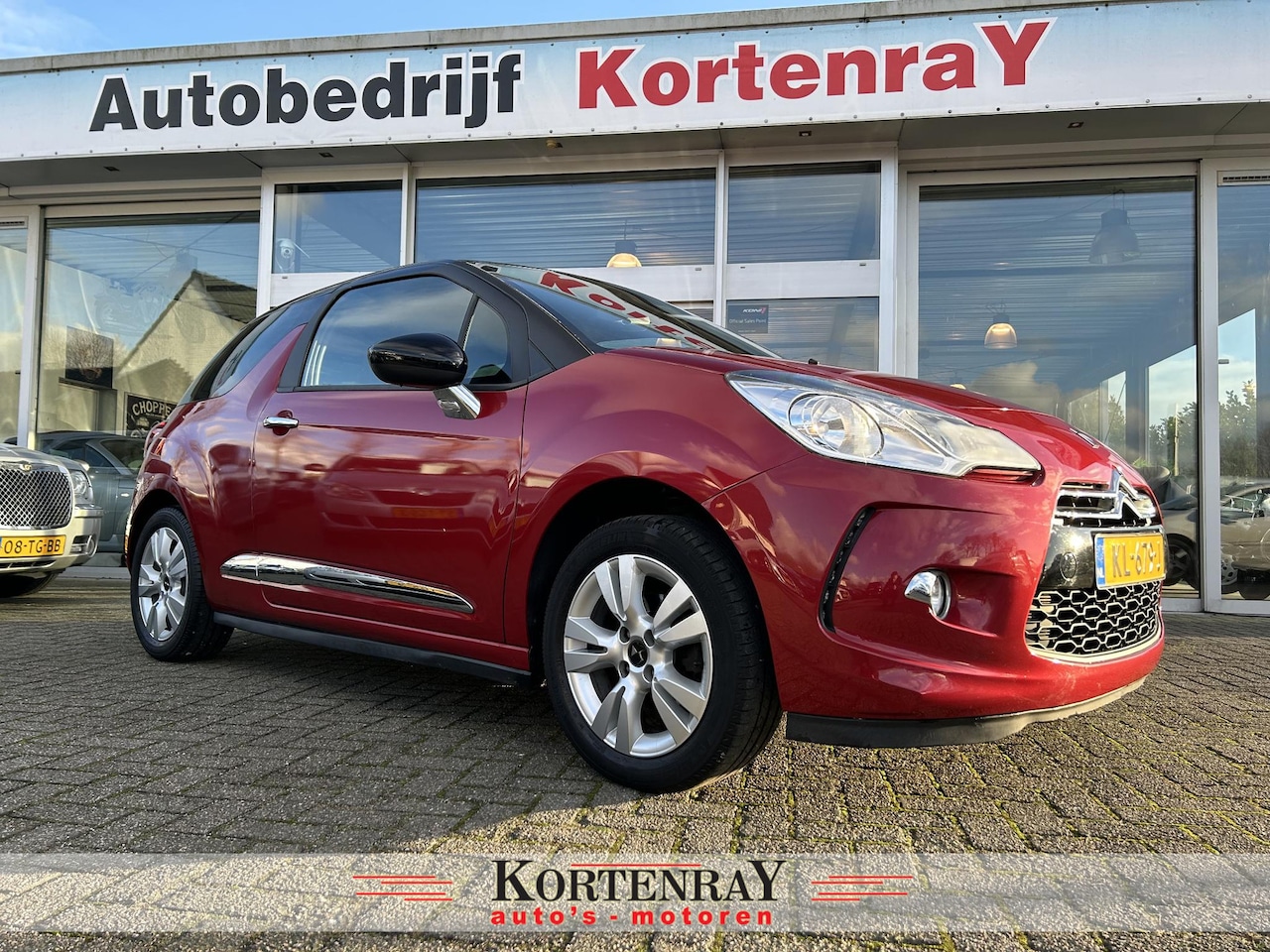 DS 3 - 1.2 PureTech Chic automaat/navi/ecc airco/cruise control/top occasion - AutoWereld.nl