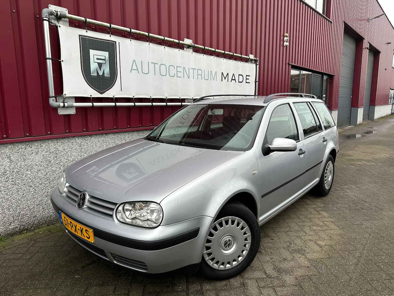 Volkswagen Golf Variant - 2.0 // Airco // Trekhaak - AutoWereld.nl