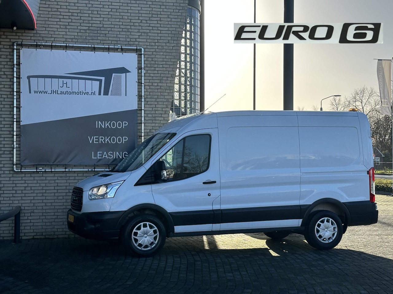 Ford Transit - 350 2.0 TDCI L2H2 Trend*A/C*CRUISE* - AutoWereld.nl