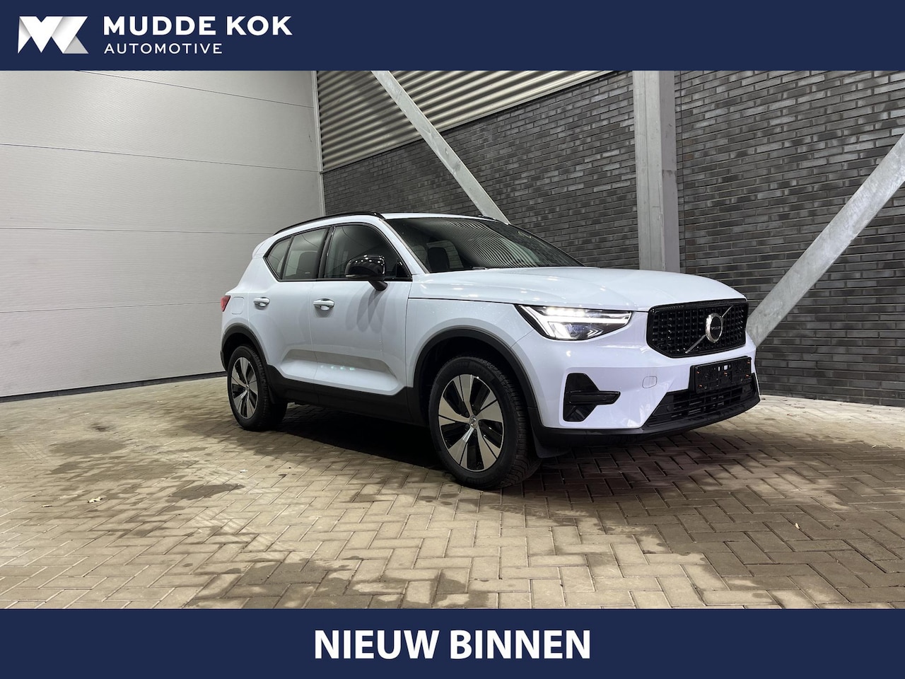 Volvo XC40 - T5 Plug-in hybrid Plus Dark | Stoel+Stuurverwarming | Camera | harman/kardon | Trekhaak | - AutoWereld.nl