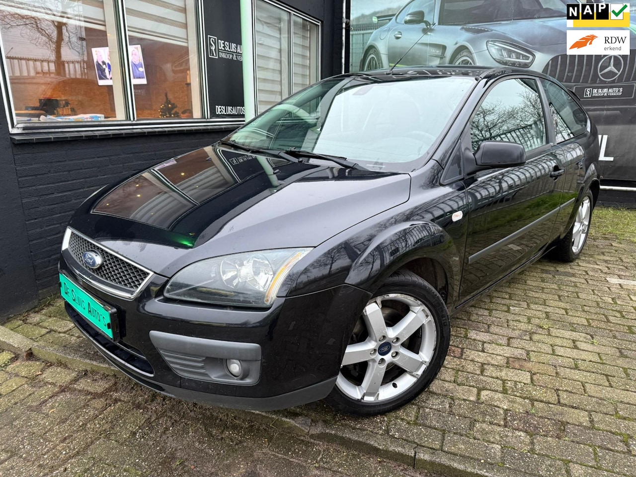 Ford Focus - 2.0-16V Rally Edition Airco NAP - AutoWereld.nl