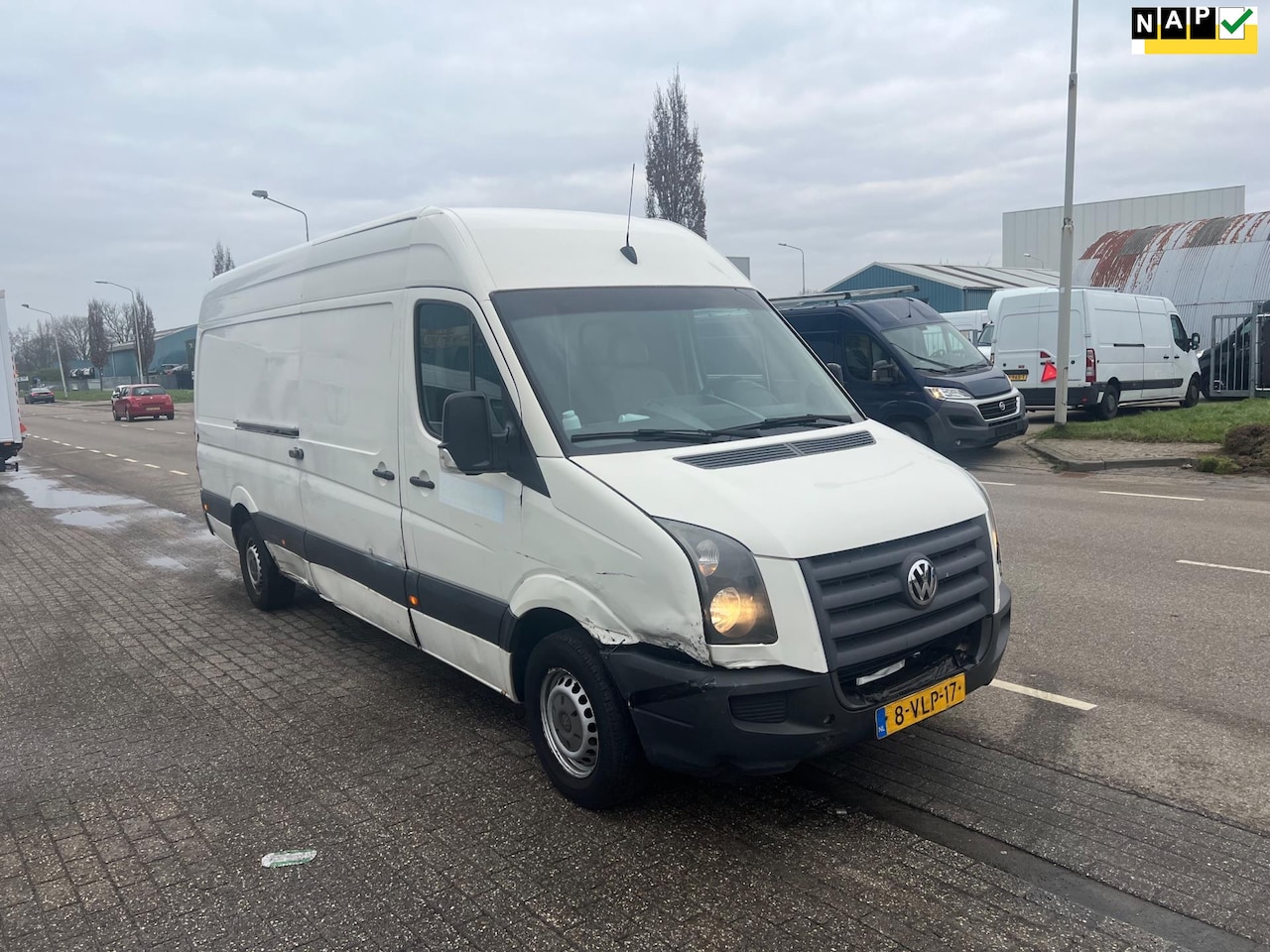 Volkswagen Crafter - 35 2.5 TDI L3H2 Automaat - AutoWereld.nl