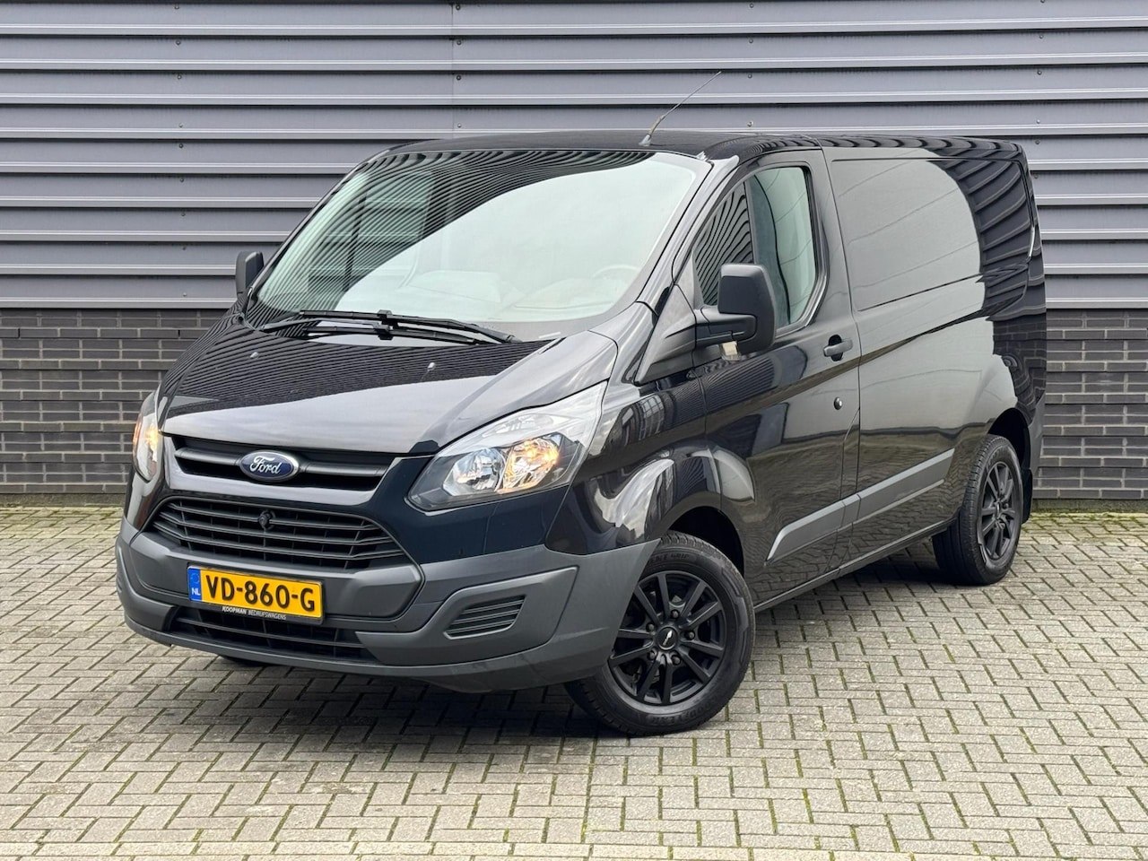 Ford Transit Custom - 250 2.2 TDCI L1H1 Base 250 2.2 TDCI L1H1 Base - AutoWereld.nl