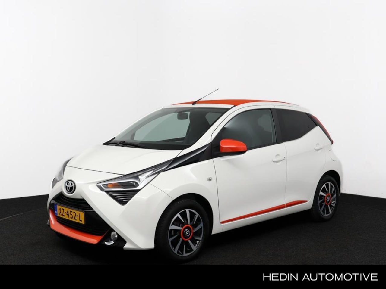 Toyota Aygo - 1.0 72 pk VVT-i x-otic | Airco | Parkeer Camera | Navigatie Via Apple Carplay/Android Auto - AutoWereld.nl