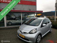 Toyota Aygo - 1.0-12V + airco nw apk