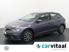 Volkswagen Polo - 1.0 TSI Life | 95 PK | Automaat | Navigatiesysteem | Parkeersensoren voor en achter |