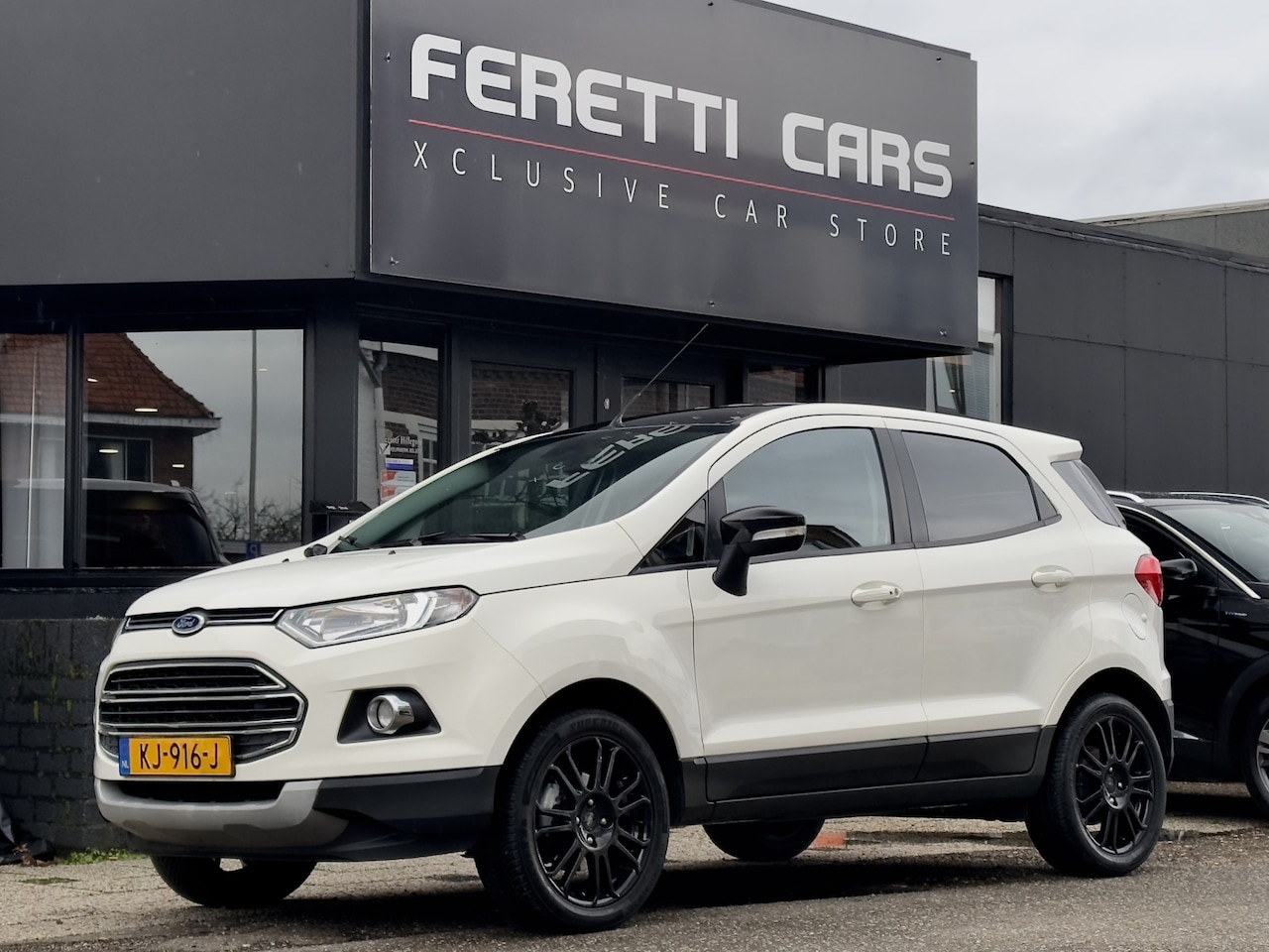 Ford EcoSport - 1.0 ECOBOOST TITANIUM LEDER NAVI AIRCO LED LMV PDC - AutoWereld.nl