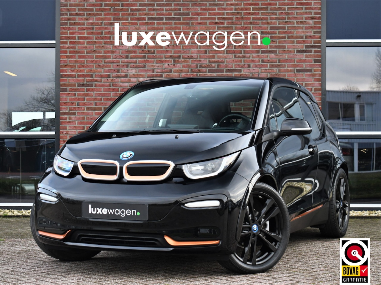 BMW i3 - S 120Ah 42kWh RoadStyle H/K Camera Carplay Leder 20inch - AutoWereld.nl