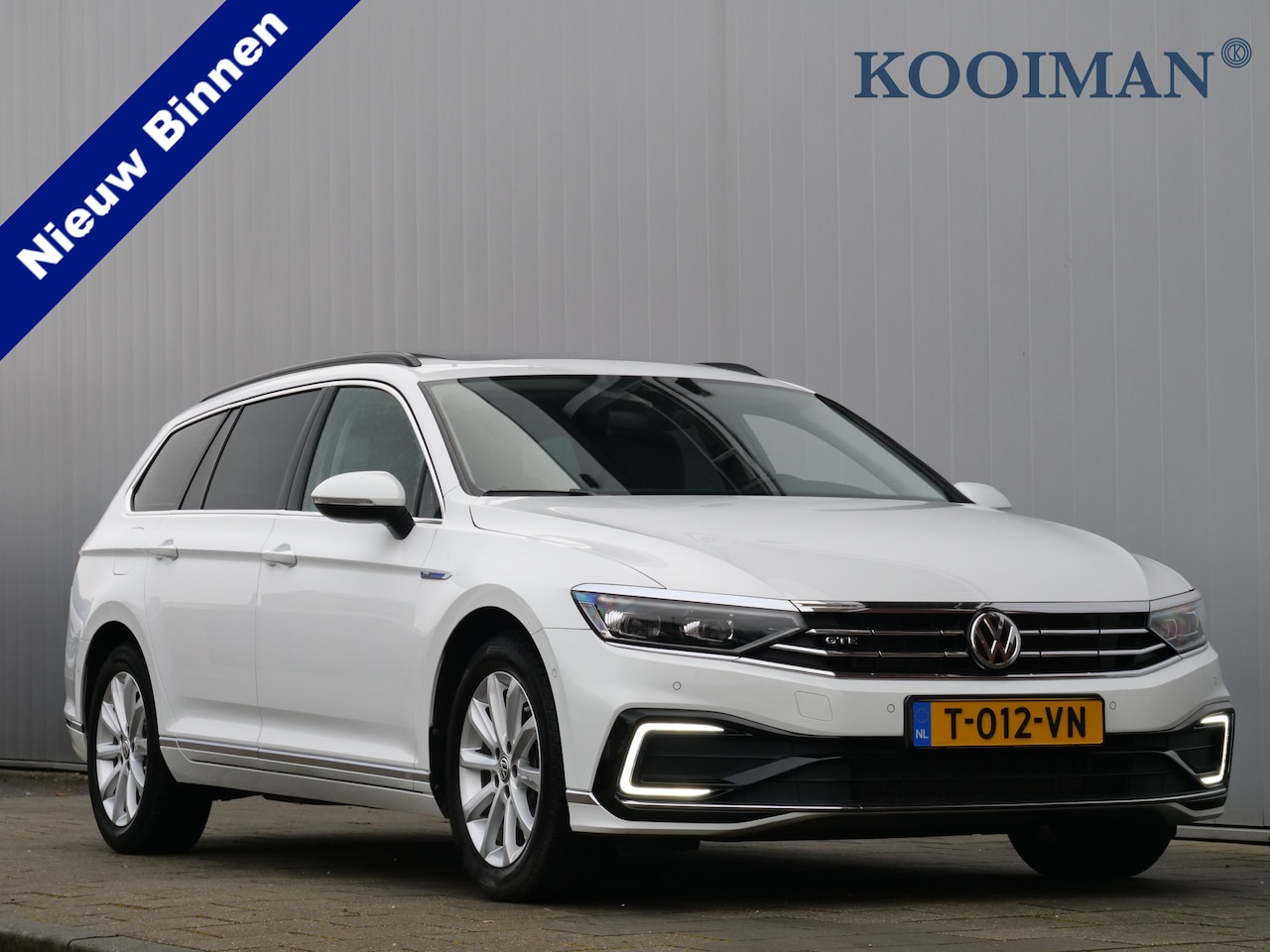 Volkswagen Passat Variant - GTE 1.4 TSI PHEV 218pk Business Trekhaak / Panoramadak / Leder / ErgoComfort stoel / Keyle - AutoWereld.nl