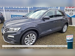 Volkswagen T-Roc - 1.0 TSI 115pk Style Business