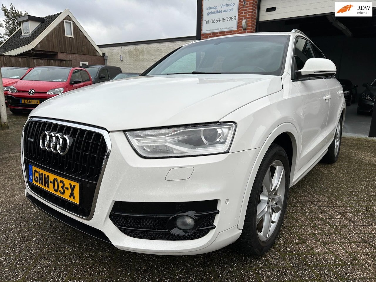 Audi Q3 - 2.0 TFSI quattro Business Edition AUTOMAAT-PANORAMADAK-PDC-CLIMA - AutoWereld.nl