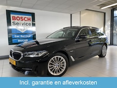 BMW 5-serie Touring - 520e Business Edition Plus Panoramadak Laser koplampen / Head-up Display / elec achterklep