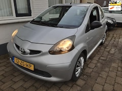 Toyota Aygo - 1.0-12V