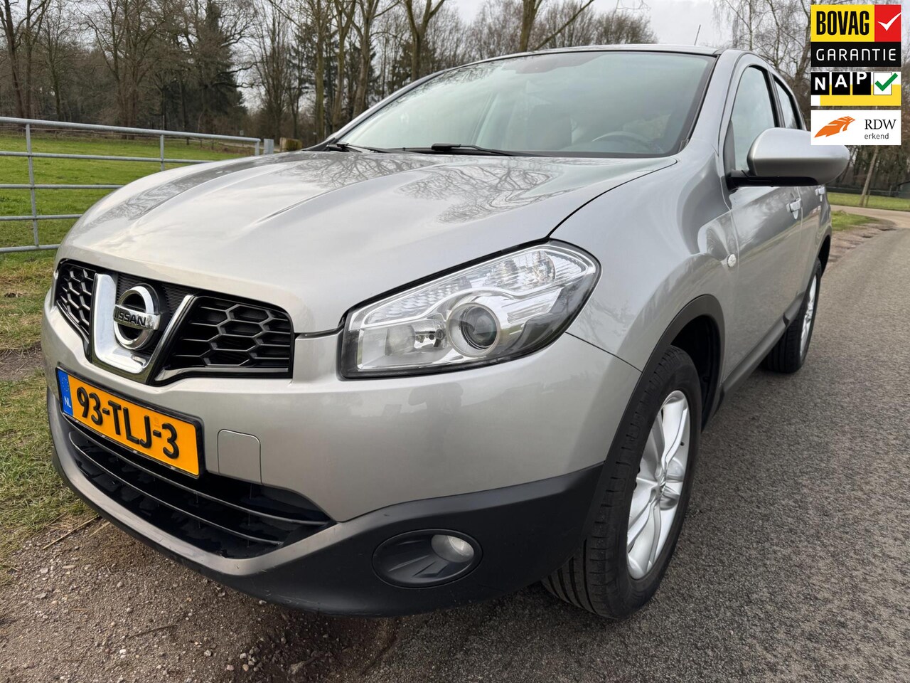 Nissan Qashqai - 1.6 Acenta compleet onderhouden - AutoWereld.nl