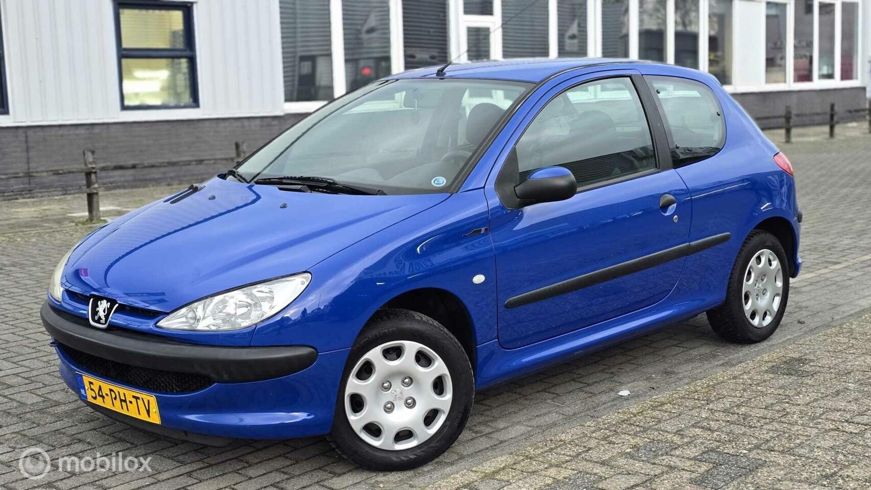 Peugeot 206 - APK/ElecktRamen/Nieuwe koppeling ! 1.1 X-Design APK/ElecktRamen/Nieuwe koppeling ! - AutoWereld.nl