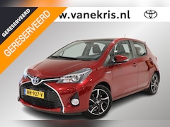 Toyota Yaris - 1.5 Hybrid Volcano Edition, Navigatie, Cruise Control, Climate Control, Panoramadak, Trekh