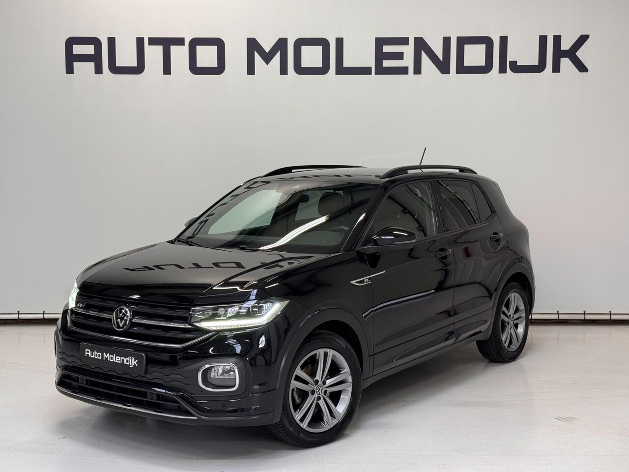 Volkswagen T-Cross - 1.0 TSI R-Line Naci / ACC / LED / Camera / 17 inch - AutoWereld.nl