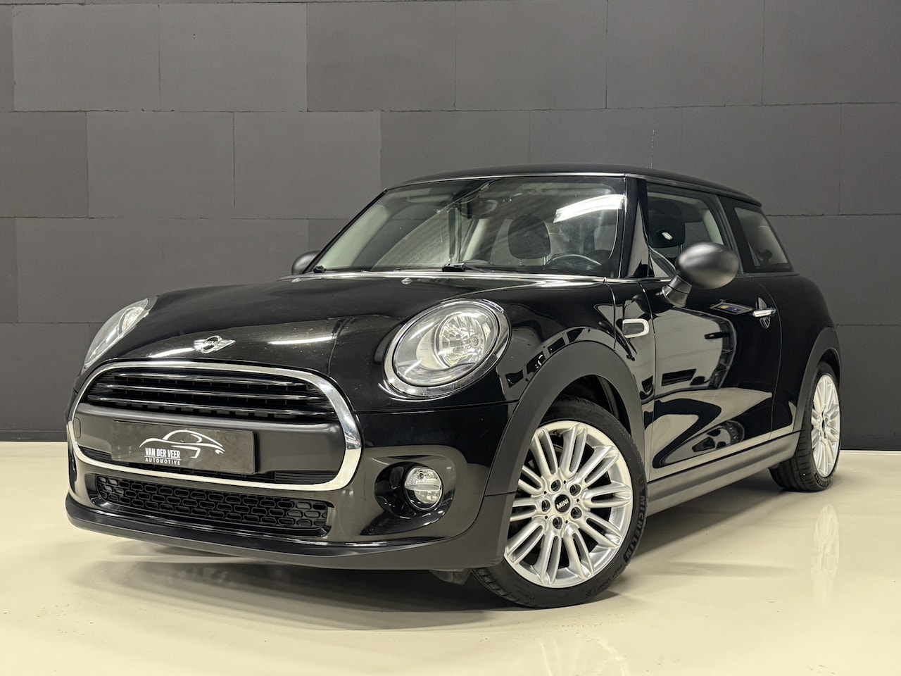 MINI One - Mini 1.2 | Stoelverwarming | Climate | Cruise | PDC | 17'' LMV - AutoWereld.nl