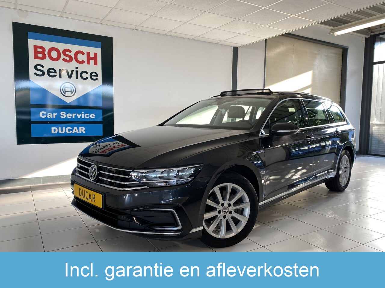 Volkswagen Passat Variant - 1.4 TSI PHEV GTE Business Panoramadak / Leer / Trekhaak - AutoWereld.nl