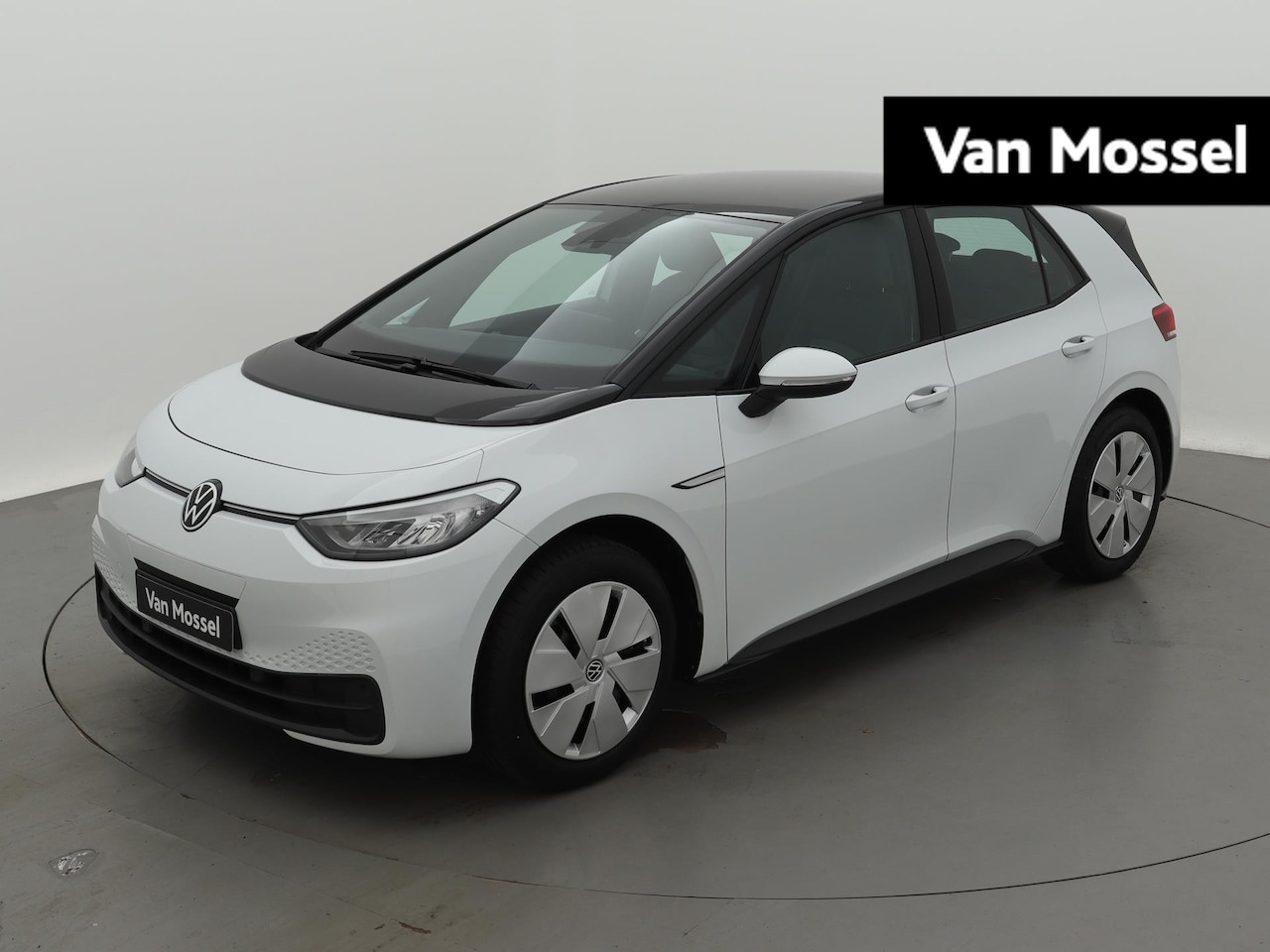 Volkswagen ID.3 - Pure 45 kWh 150 PK Automaat | Stoelverwarming | Navigatie | Apple carplay | Android auto | - AutoWereld.nl