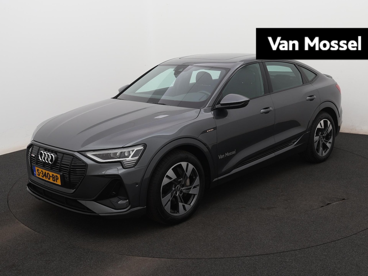 Audi e-tron Sportback - 55 quattro S edition 95 kWh | S-line | Navigatiesysteem | Glazen Panoramdak | Optiepakket - AutoWereld.nl