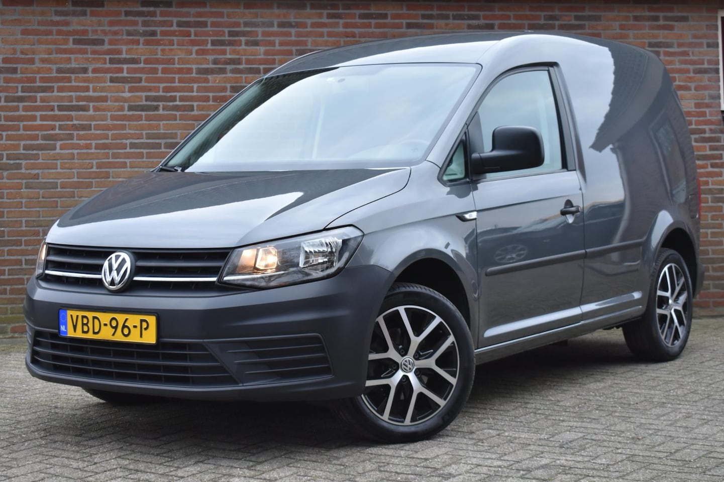 Volkswagen Caddy - 2.0 TDI L1H1 BMT Economy Business '19 Airco Cruise Inruil mogelijk BTW - AutoWereld.nl