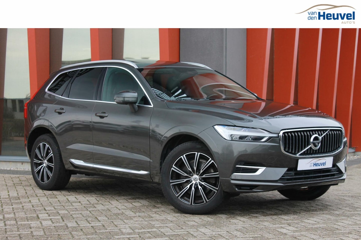 Volvo XC60 - T6 Recharge AWD Inscription - AutoWereld.nl