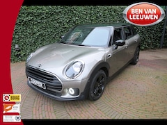 MINI Clubman - 1.5 Cooper F54 LCI automaat met Navi, BT, Park.ass, cruise en 16"