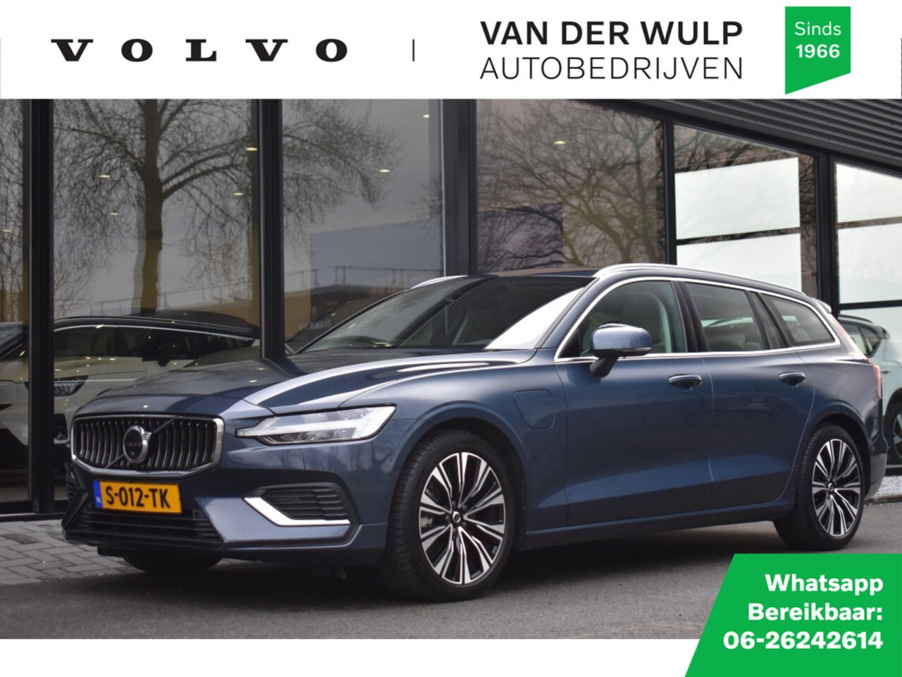 Volvo V60 - T6 350pk AWD Plus Bright | Climate | Trekhaak | 360 camera - AutoWereld.nl