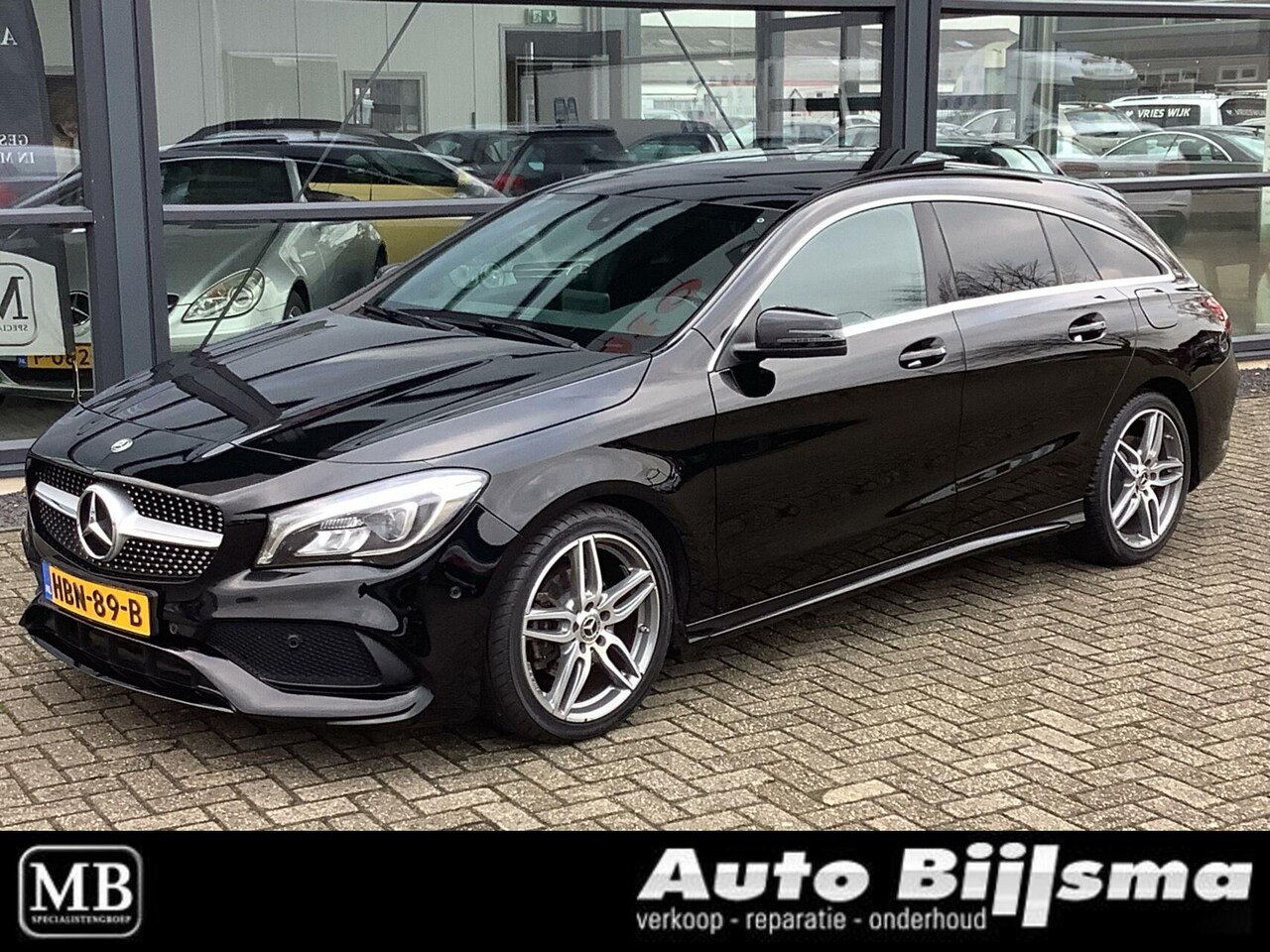 Mercedes-Benz CLA-klasse Shooting Brake - 180 AMG pakket, Panorama dak, eerste eigenaar, zeer net, - AutoWereld.nl