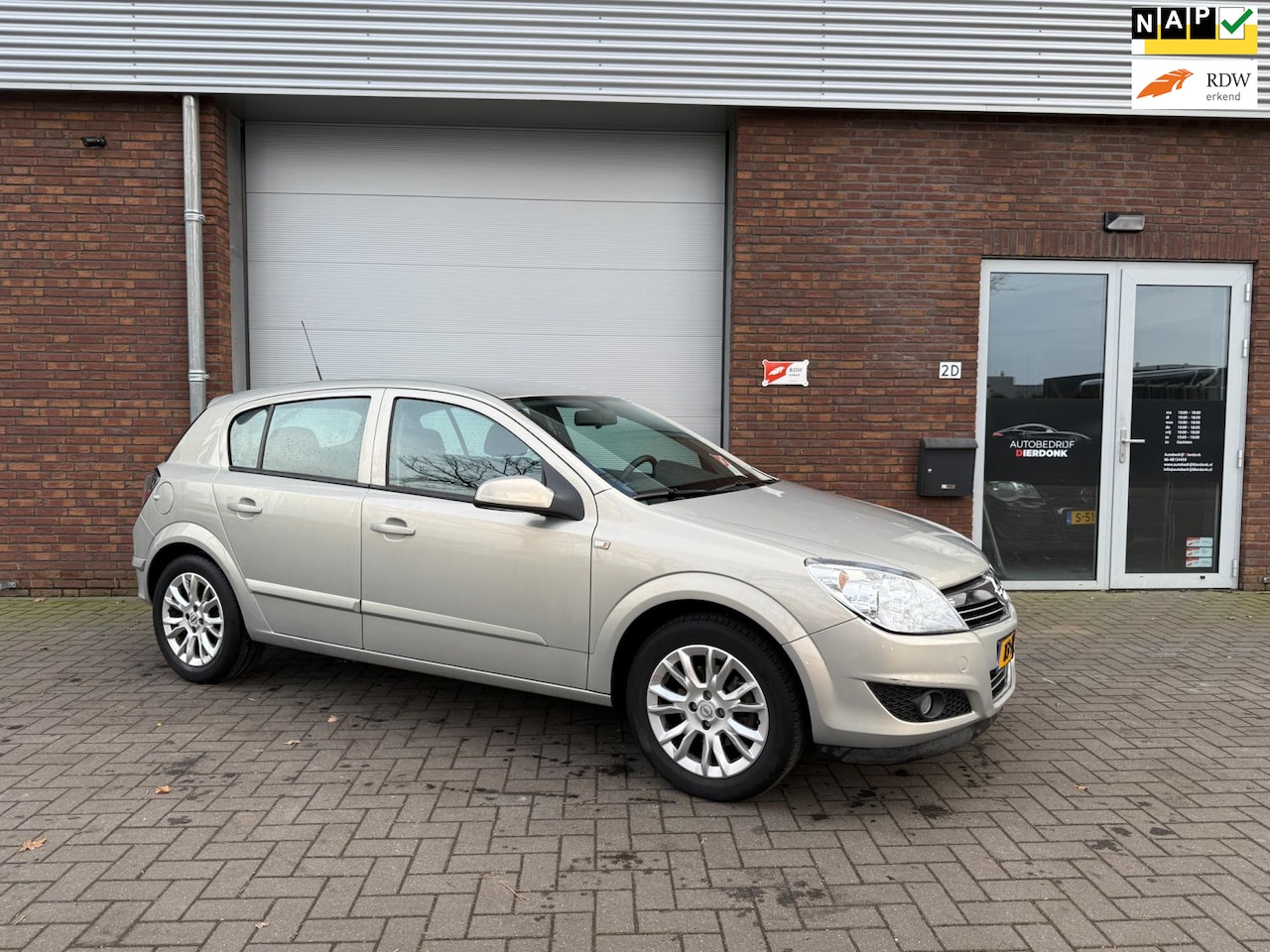 Opel Astra - 1.4 Edition|AIRCO|NIEUWE APK|PARK SENSOR - AutoWereld.nl