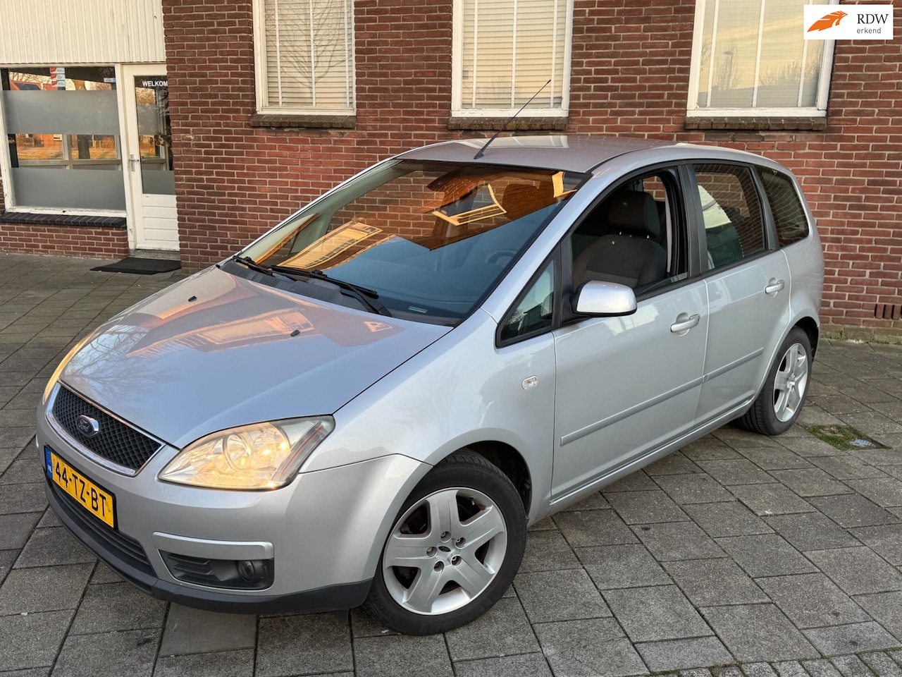 Ford Focus C-Max - 1.8-16V Futura 1.8-16V Futura - AutoWereld.nl