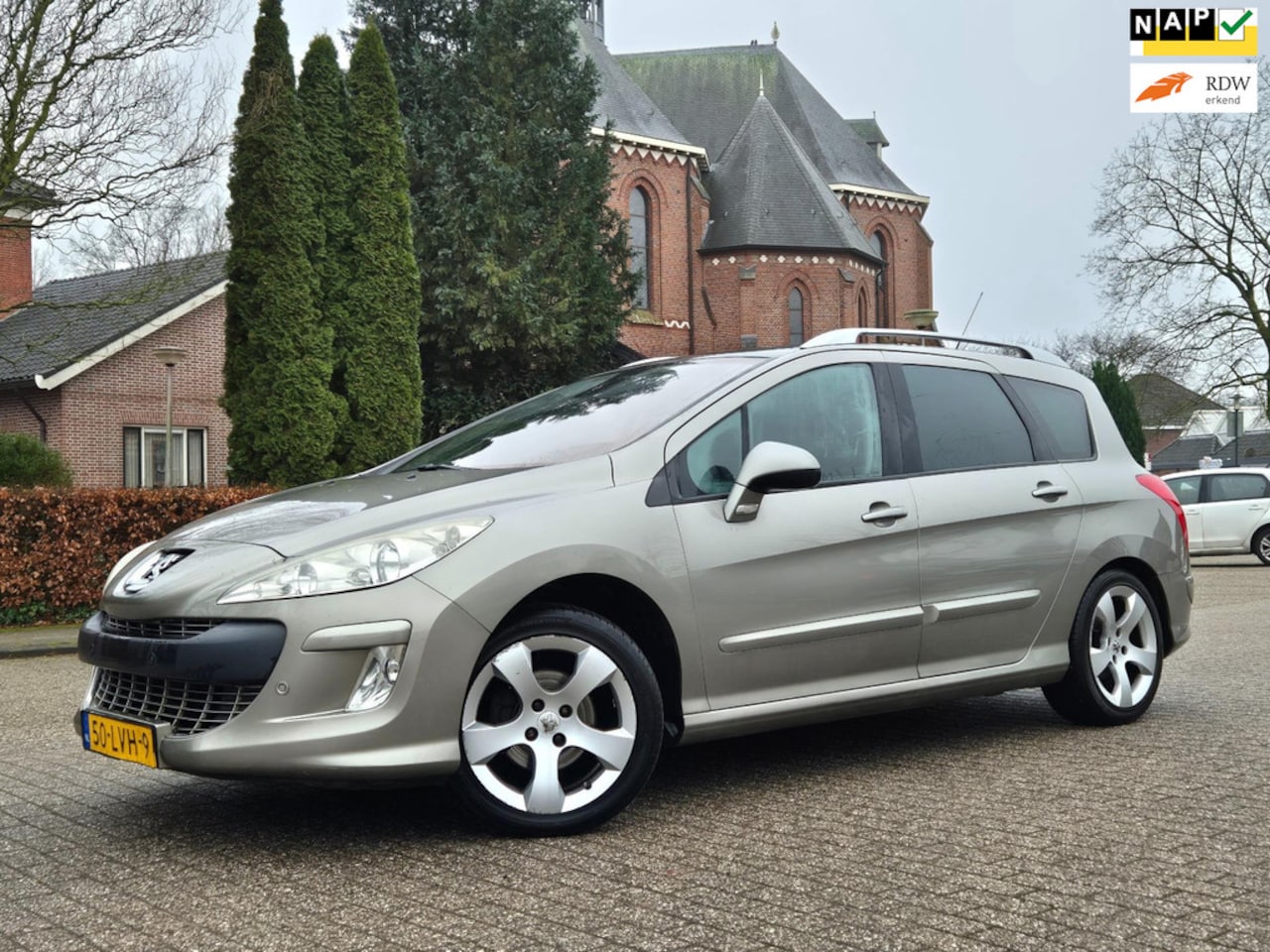 Peugeot 308 SW - 1.6 VTi Blue Lease Executive 1.6 VTi Blue Lease Executive - AutoWereld.nl