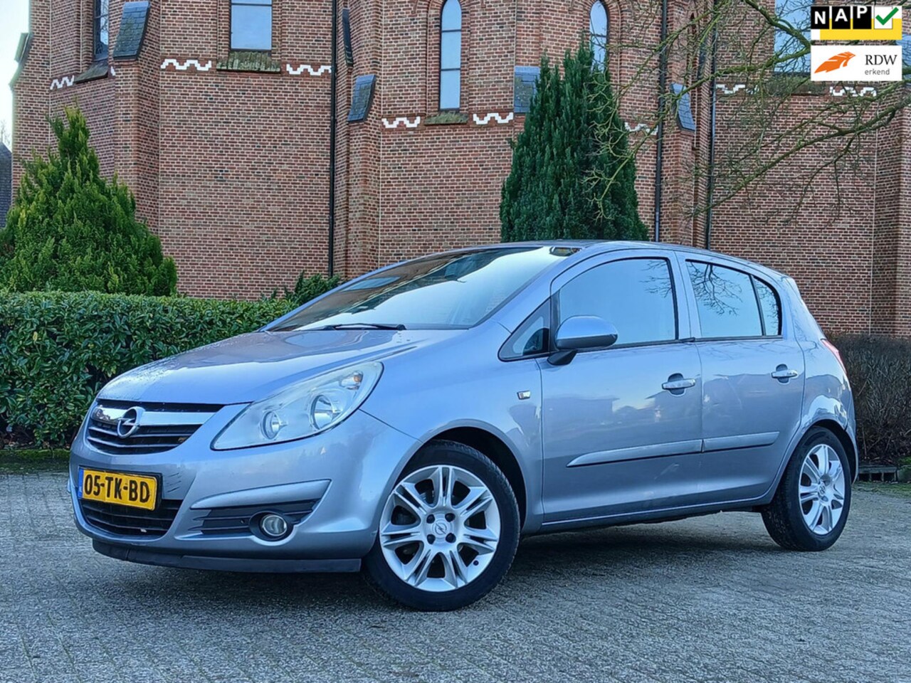 Opel Corsa - 1.2-16V Business 1.2-16V Business - AutoWereld.nl