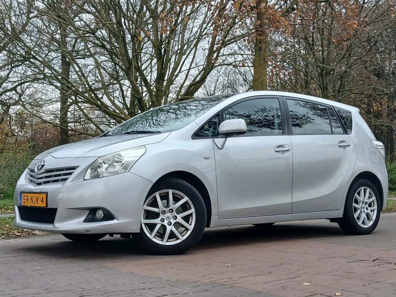 Toyota Verso - 1.6 VVT-i DUITS KENTEKEN!!! - AutoWereld.nl