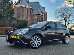 Alfa Romeo Giulietta - 1.6 JTDm Distinctive