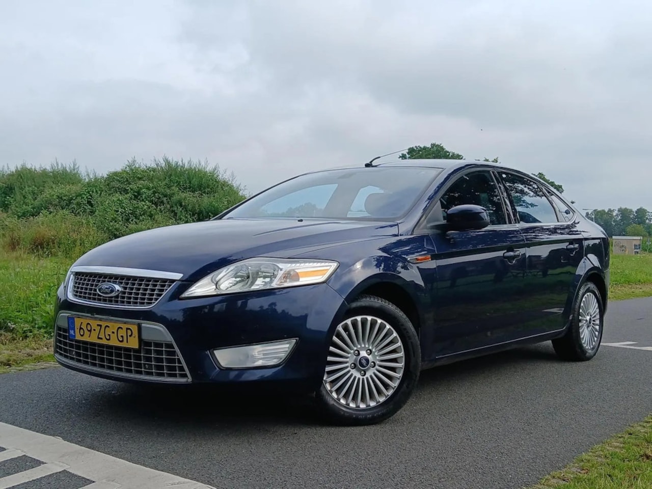 Ford Mondeo - 2.0-16V Titanium 2.0-16V Titanium, APK dec 24 - AutoWereld.nl