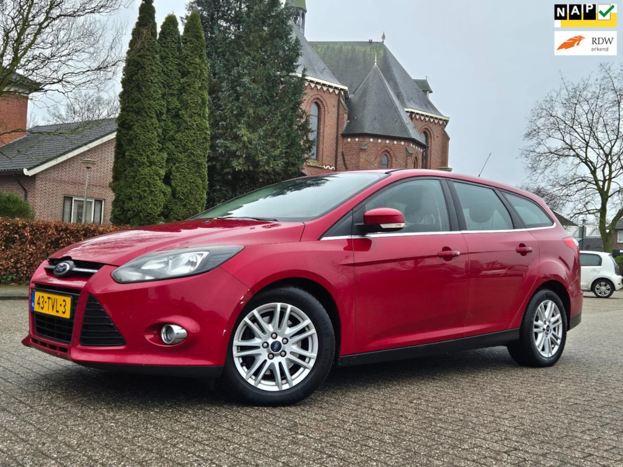 Ford Focus Wagon - 1.6 EcoBoost Titanium 1.6 EcoBoost Titanium - AutoWereld.nl