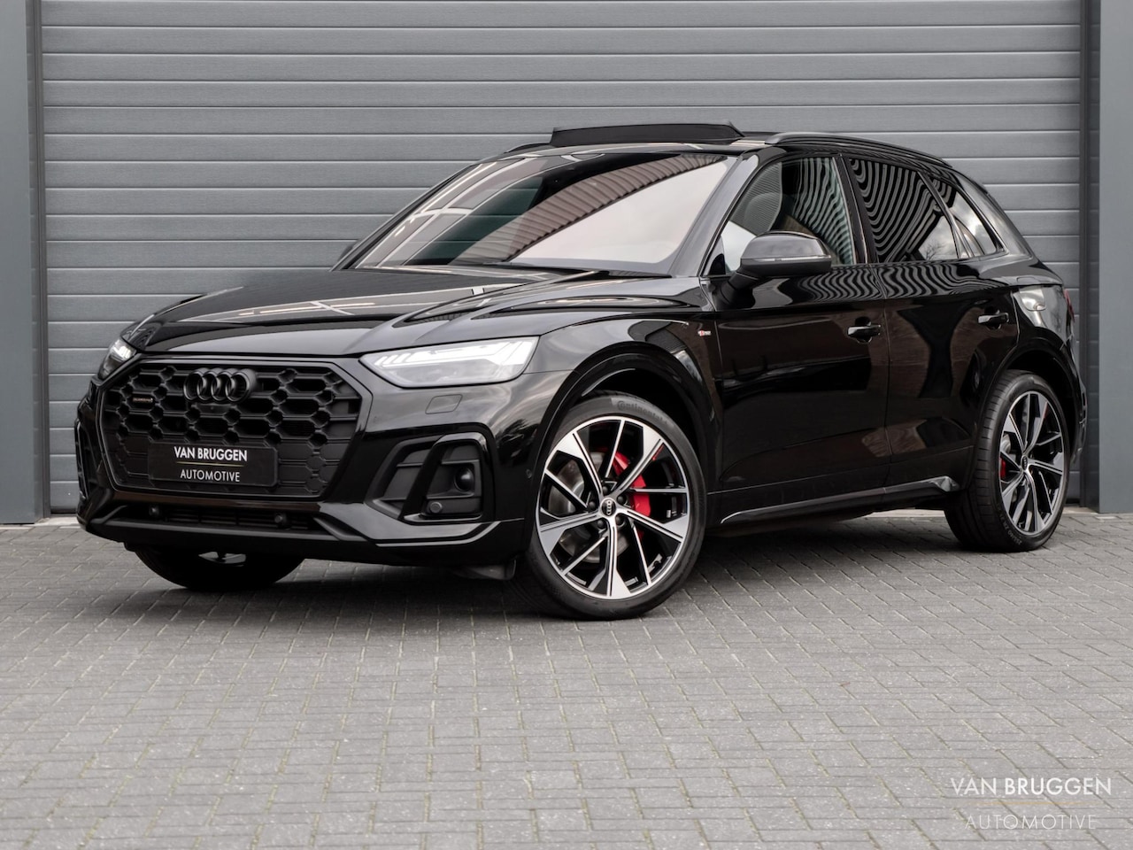 Audi Q5 - 55 TFSI e S-Line Pano RS-Stoelen Luchtv Trekh Massage HUD BTW - AutoWereld.nl