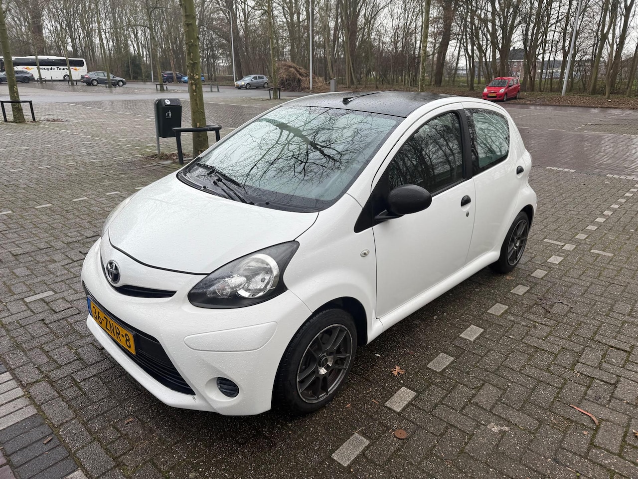 Toyota Aygo - 1.0 12V VVT-I 5DRS NAP-AIRCO - AutoWereld.nl