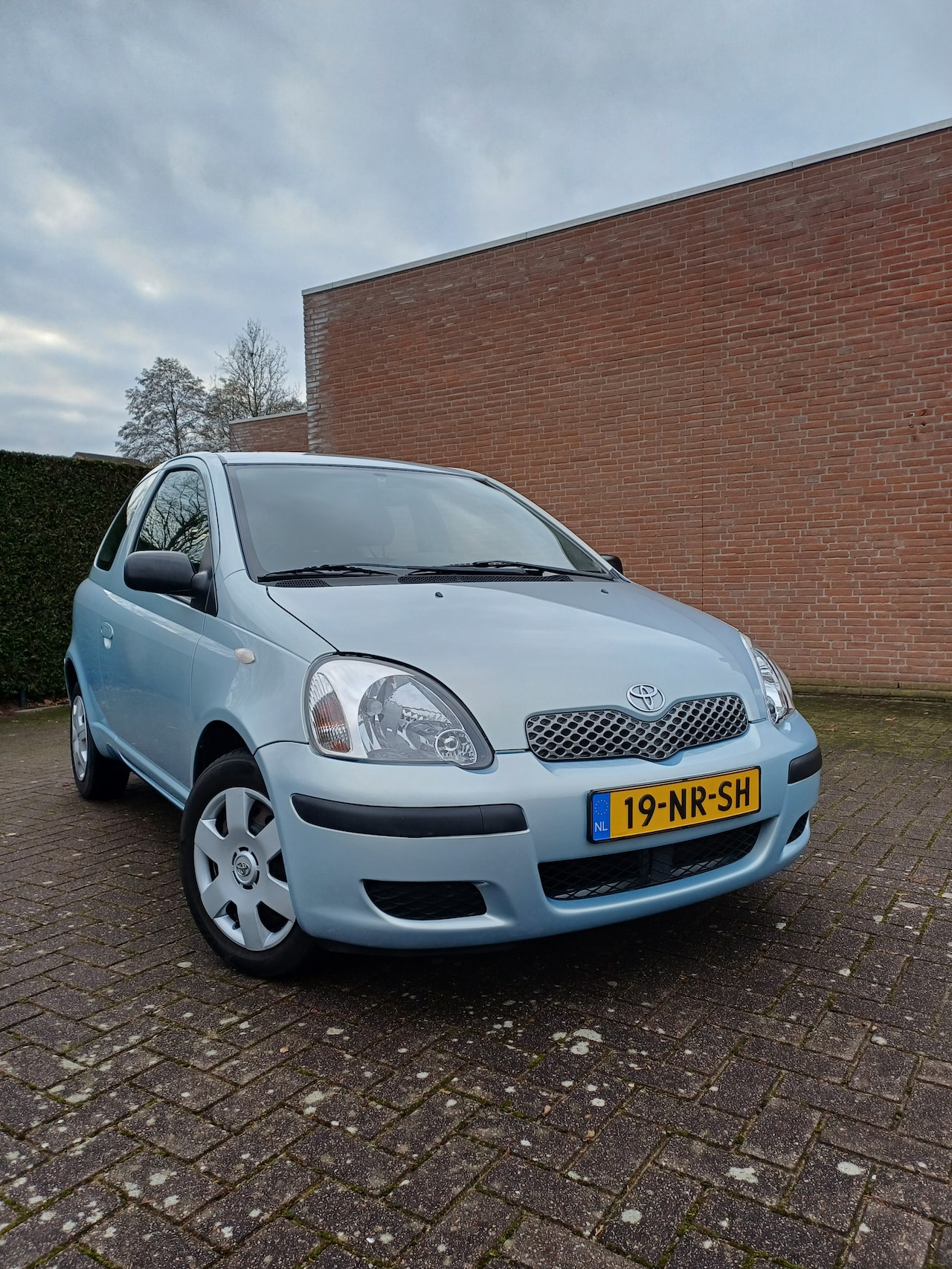 Toyota Yaris - 1.0 VVT-i Idols - AutoWereld.nl