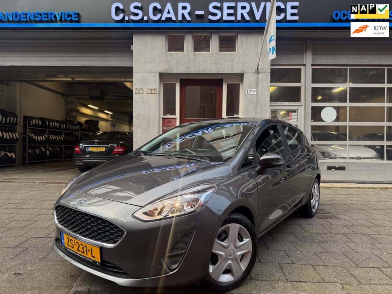 Ford Fiesta - 1.1 Trend Airco | PDC | Navi | NAP - AutoWereld.nl